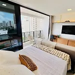 Flat Luxo Com Coworking, Academia E Rooftop - Wifi 1Gb - Beira Mar 4 Min