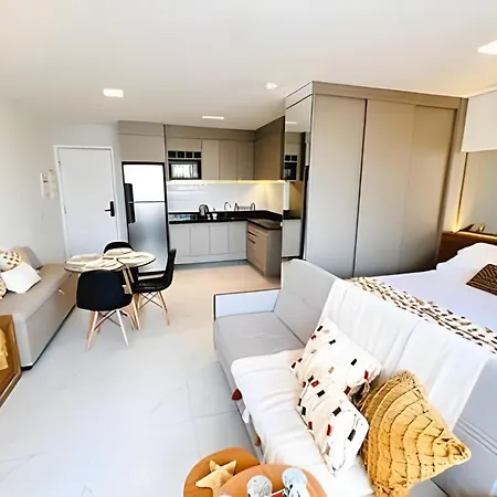 Flat Luxo Com Coworking, Academia E Rooftop - Wifi 1gb - Beira Mar 4 Min Apartamento