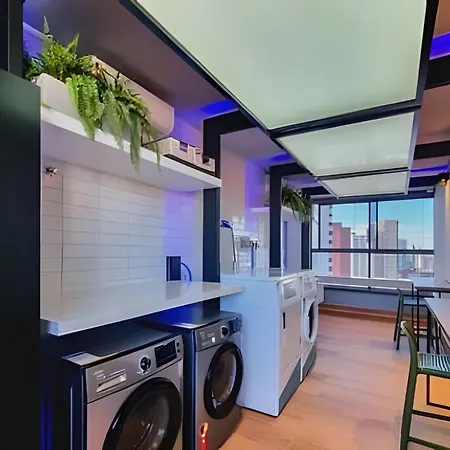 Apartamento Flat Luxo Com Coworking, Academia E Rooftop - Wifi 1gb - Beira Mar 4 Min *