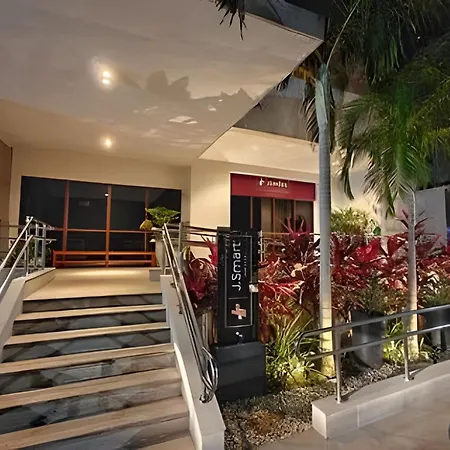 Apartamento Flat Luxo Com Coworking, Academia E Rooftop - Wifi 1gb - Beira Mar 4 Min Fortaleza (Ceara)