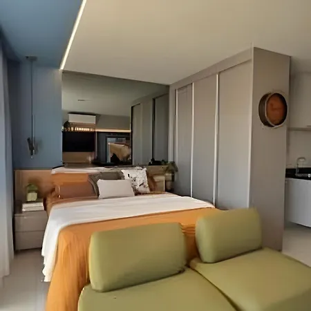 Apartamento Flat Luxo Com Coworking, Academia E Rooftop - Wifi 1gb - Beira Mar 4 Min